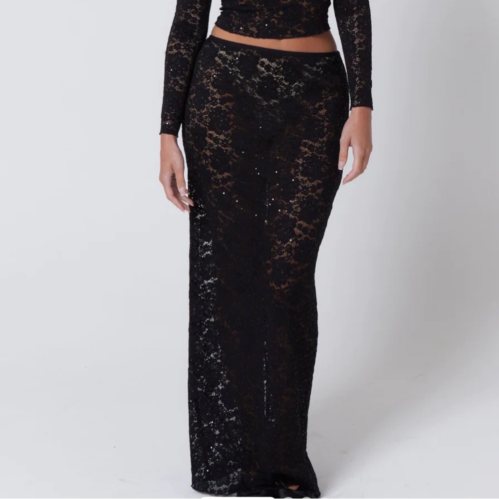 SLA THE LABEL Blake lace maxi skirt